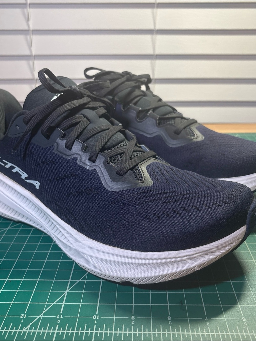 Altra Men’s Navy and White Running Shoes